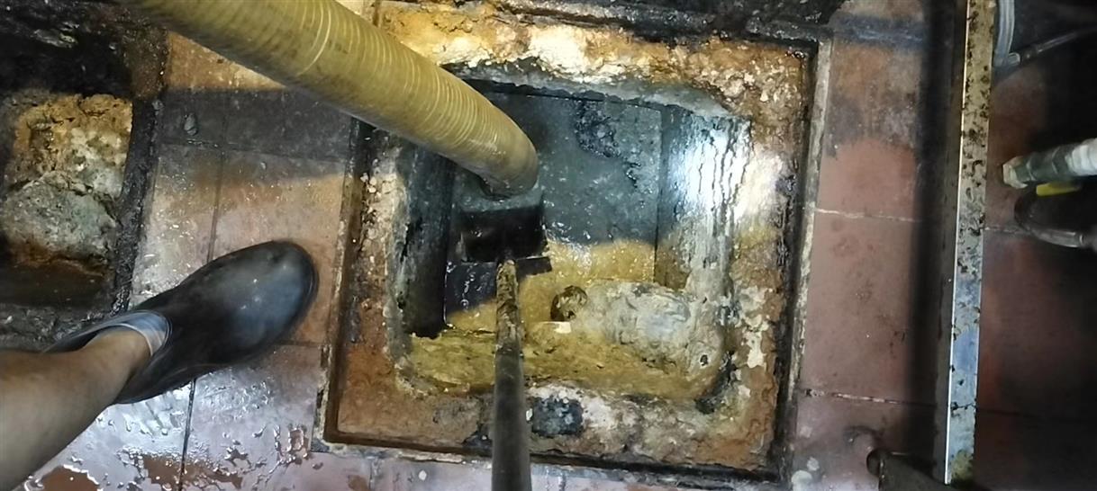 洛龙污水池清理一般都有毒气，怎么预防中毒呢？